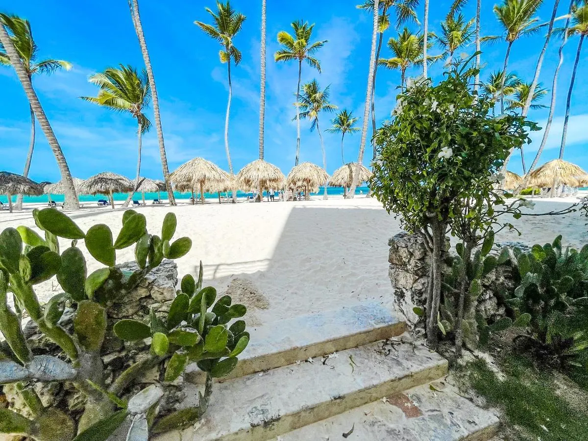 Skyline Ocean Breeze Hotel With View Los Corales Bbq Wifi Beach Club & Spa Punta Cana Dominican Republic