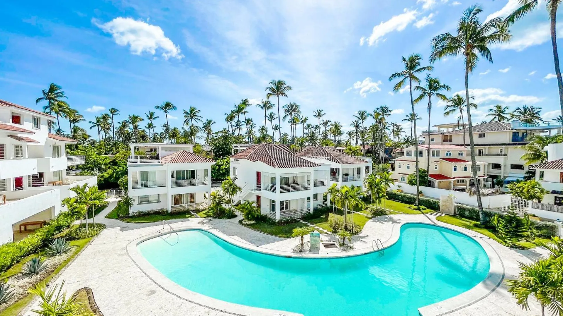 *****  Skyline Ocean Breeze Hotel With View Los Corales Bbq Wifi Beach Club & Spa Punta Cana Dominican Republic