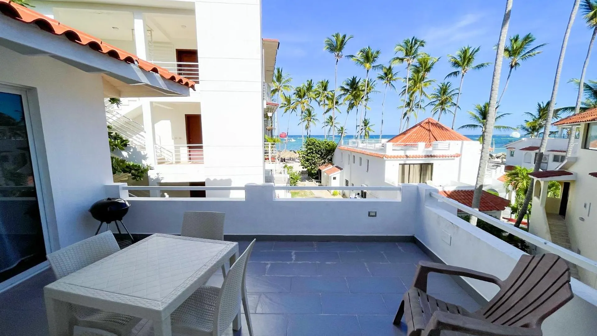 Skyline Ocean Breeze Hotel With View Los Corales Bbq Wifi Beach Club & Spa Punta Cana