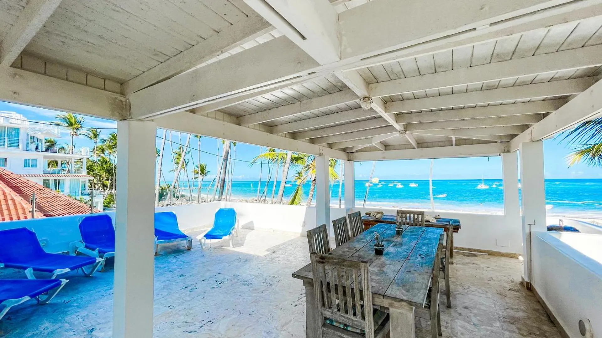 Skyline Ocean Breeze Hotel With View Los Corales Bbq Wifi Beach Club & Spa Punta Cana
